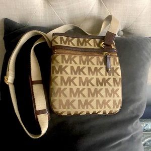 Vintage Michael Kors crossbody